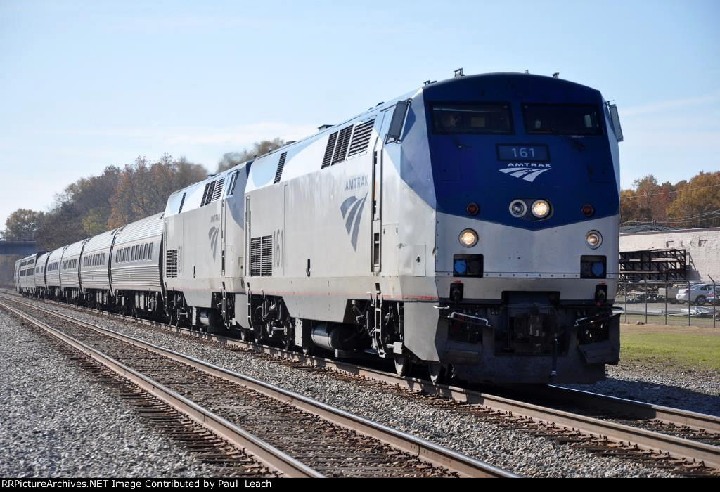 Eastbound "Silver Star" approaches the station